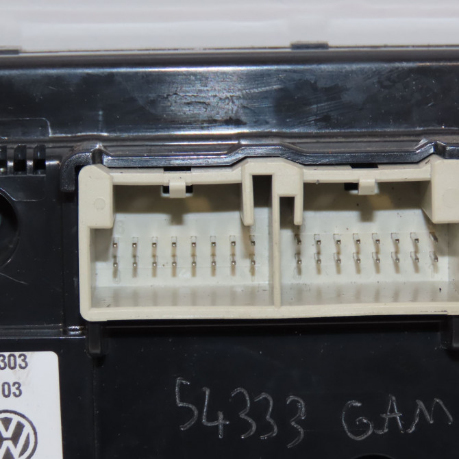 Commande de chauffage occasion VOLKSWAGEN TOURAN II Phase 1 09-2010->12-2015 2.0 TDI 140ch 3AA907044CJZJU 4