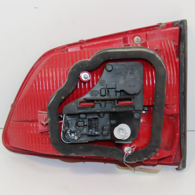 Feu arrière interieur gauche occasion VOLKSWAGEN TOURAN II Phase 1 09-2010->12-2015 2.0 TDI 140ch 1T0945093 2