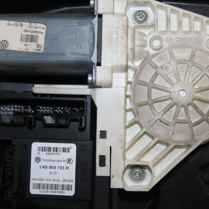 Mecanisme+moteur leve-glace avg occasion VOLKSWAGEN GOLF VI Phase 1 10-2008->04-2013 2.0 TDI 110ch 5K0837461D 3