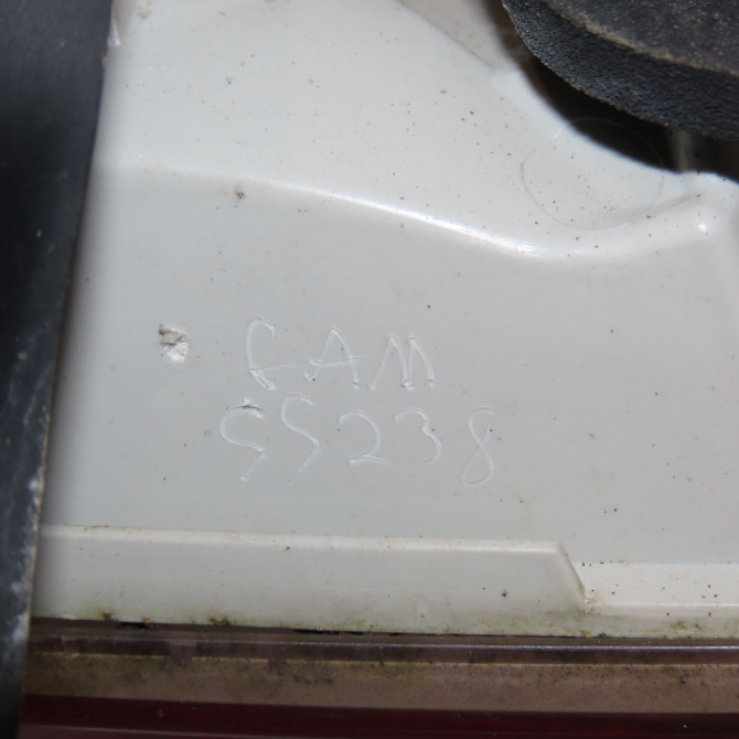 Feu arrière intérieur droit occasion PEUGEOT 2008 Phase 1 01-2013->... 1.2i PURETECH 110ch 9678074580 4