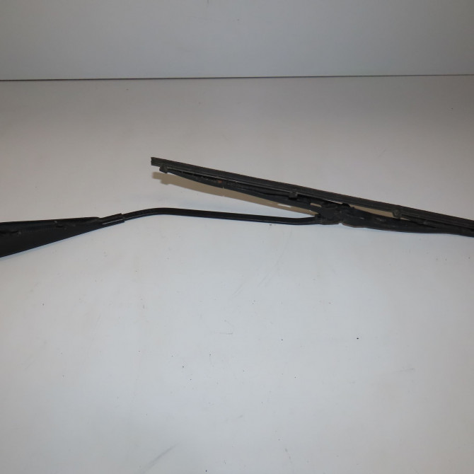 Bras essuie-glace arrière occasion VOLKSWAGEN TRANSPORTER IV Phase 2 03-1996->06-2003 2.5 TDI 102ch 2