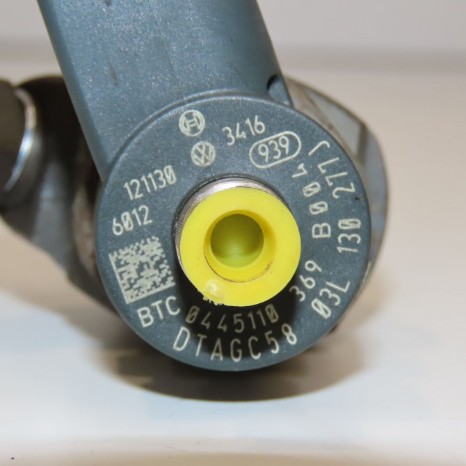 Injecteur occasion VOLKSWAGEN TOURAN II Phase 1 09-2010->12-2015 2.0 TDI 140ch 3L130277Q 3