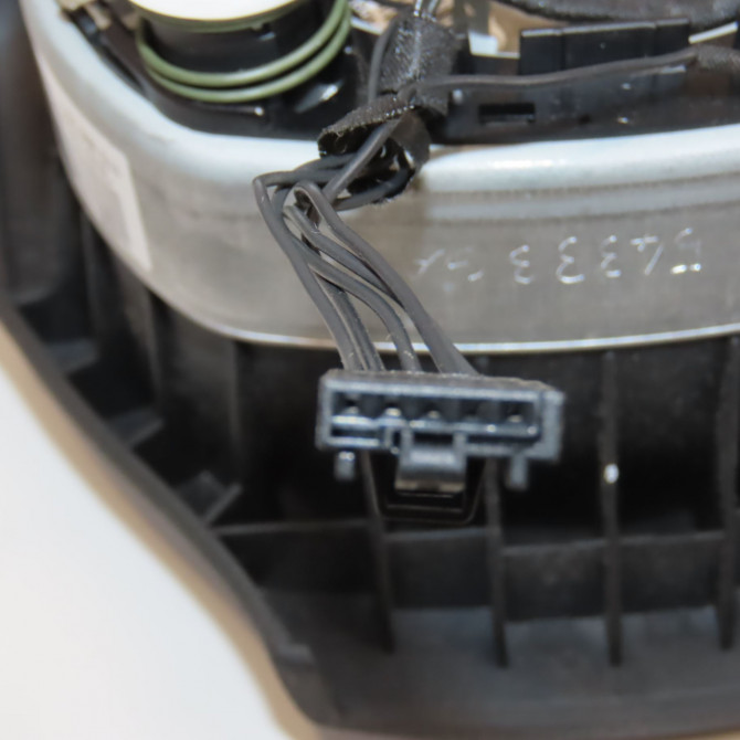 Airbag volant occasion VOLKSWAGEN TOURAN II Phase 1 09-2010->12-2015 2.0 TDI 140ch 1T0880201AA81U 3