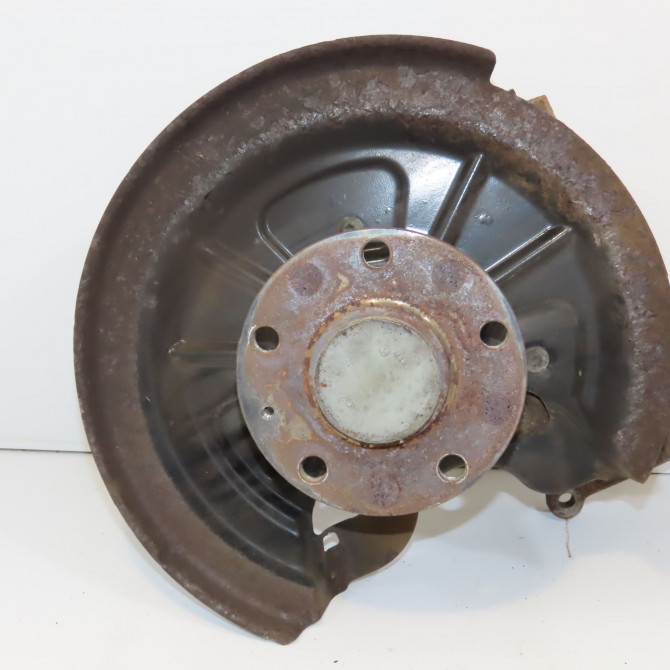 Moyeu arg occasion VOLKSWAGEN TOURAN II Phase 1 09-2010->12-2015 2.0 TDI 140ch 5WF501611A 1