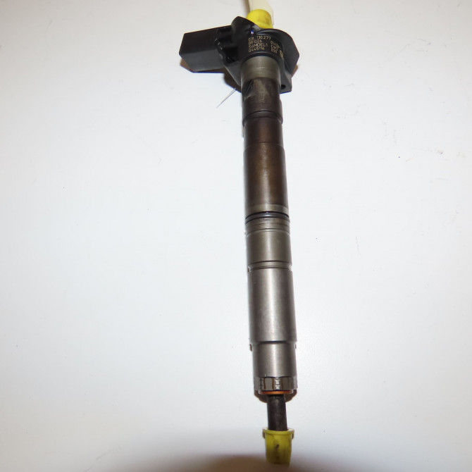 Injecteur occasion VOLKSWAGEN GOLF VI Phase 1 10-2008->04-2013 2.0 TDI 110ch 3L130277 1