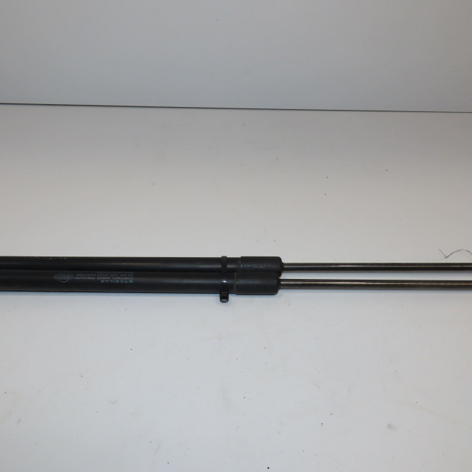 Verin droit hayon occasion NISSAN QASHQAI I Phase 2 03-2010->04-2014 1.6 DCI 130ch 90450EY11A 1