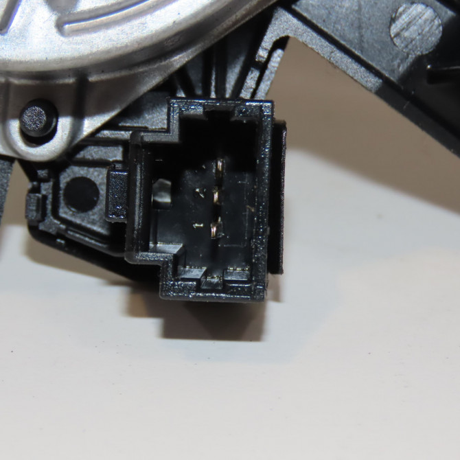 Moteur essuie-glace arrière occasion PEUGEOT 2008 Phase 1 01-2013->... 1.2i PURETECH 110ch 9678423580 3