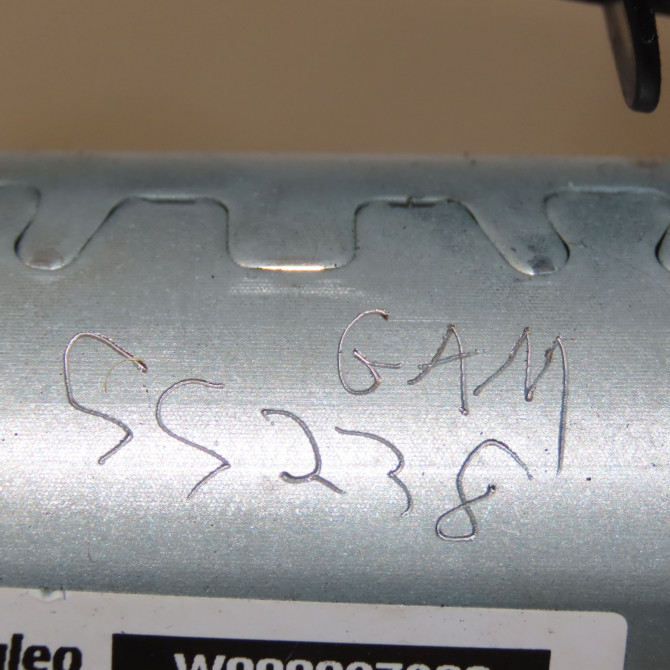 Moteur essuie-glace arrière occasion PEUGEOT 2008 Phase 1 01-2013->... 1.2i PURETECH 110ch 9678423580 5