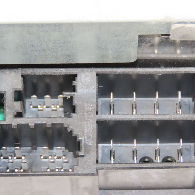 Autoradio occasion RENAULT CLIO II Phase 2 06-2001->07-2006 1.5 DCI 65ch 8200622637 3