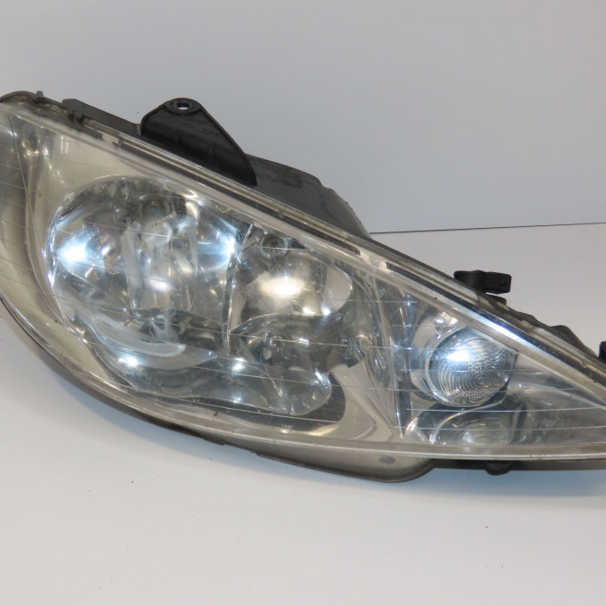 Phare droit occasion PEUGEOT 206 Phase 1 09-1998->03-2009 2.0 HDI 6205S9 1