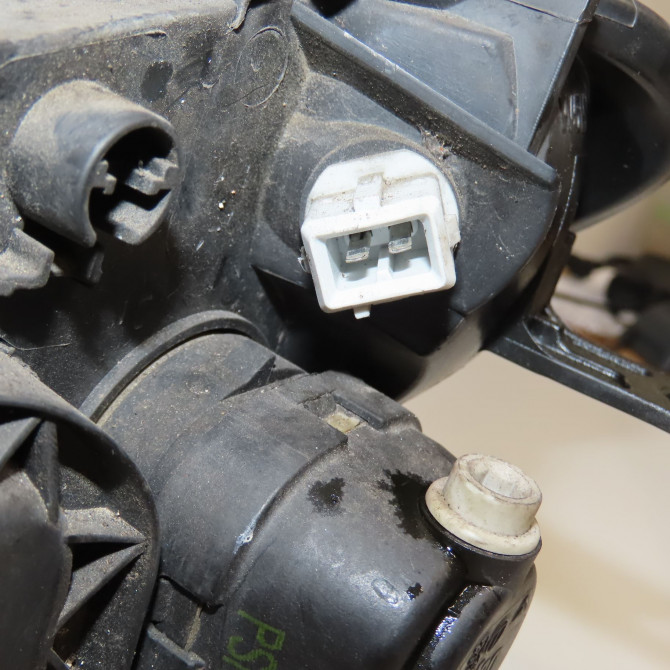 Phare droit occasion PEUGEOT 206 Phase 1 09-1998->03-2009 2.0 HDI 6205S9 3