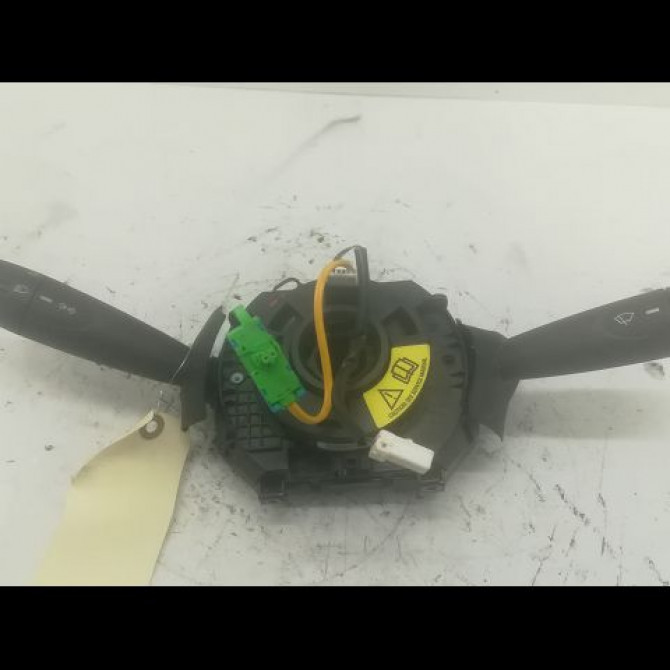 Bloc commodos occasion FIAT PUNTO II Phase 2 05-2003->10-2009 1.2i 60ch 735400230 1