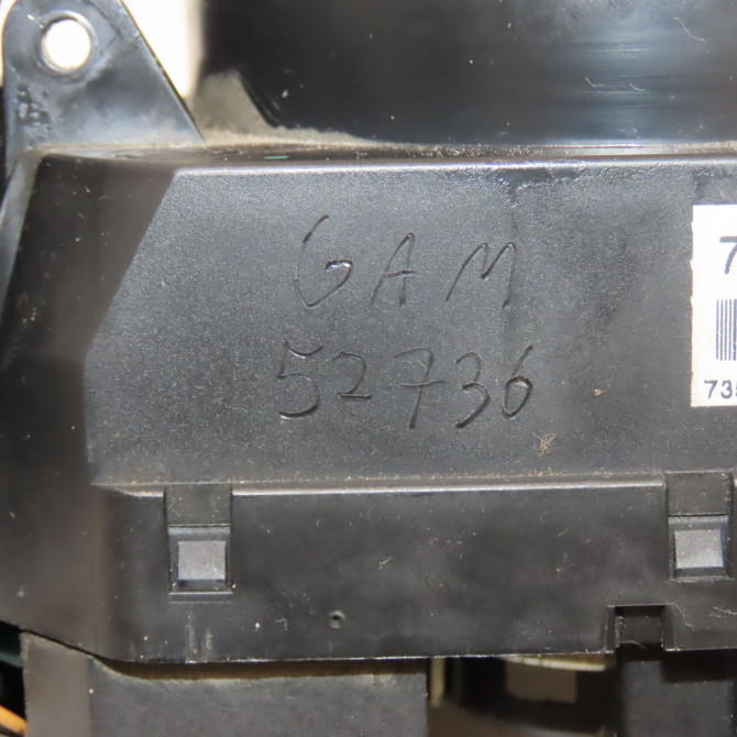 Bloc commodos occasion FIAT PUNTO II Phase 2 05-2003->10-2009 1.3 DT MULTIJET 16v 70ch 735400230 8