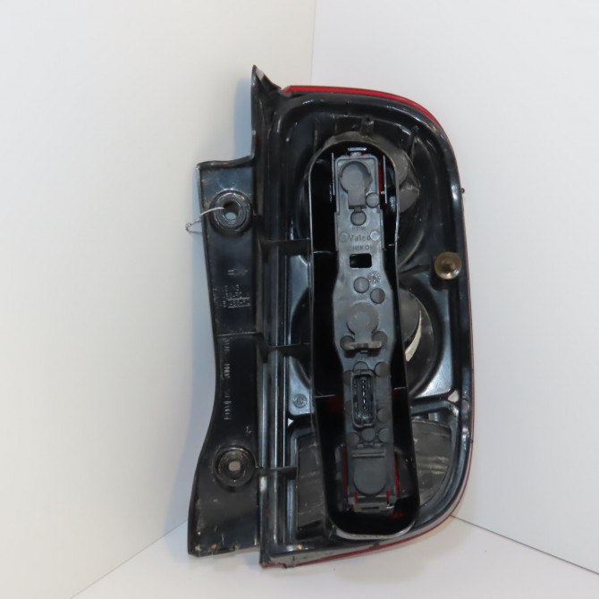 Feu arrière gauche occasion NISSAN MICRA III Phase 1 01-2003->07-2005 1.5 DCI 82ch 26559AX720 2