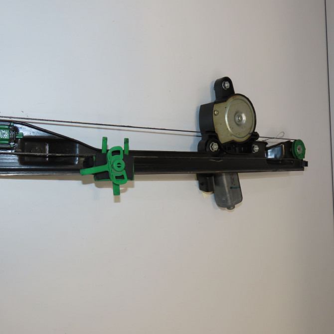 Mecanisme+moteur leve-glace avg occasion FIAT PUNTO II Phase 2 05-2003->10-2009 1.3 DT MULTIJET 16v 70ch 51764550 2