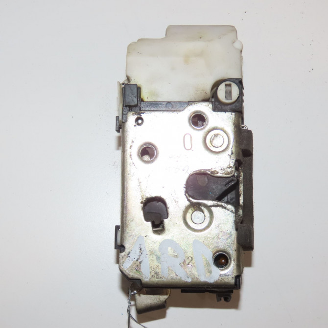 Serrure porte ard occasion FIAT PUNTO II Phase 2 05-2003->10-2009 1.3 DT MULTIJET 16v 70ch 46536063 1