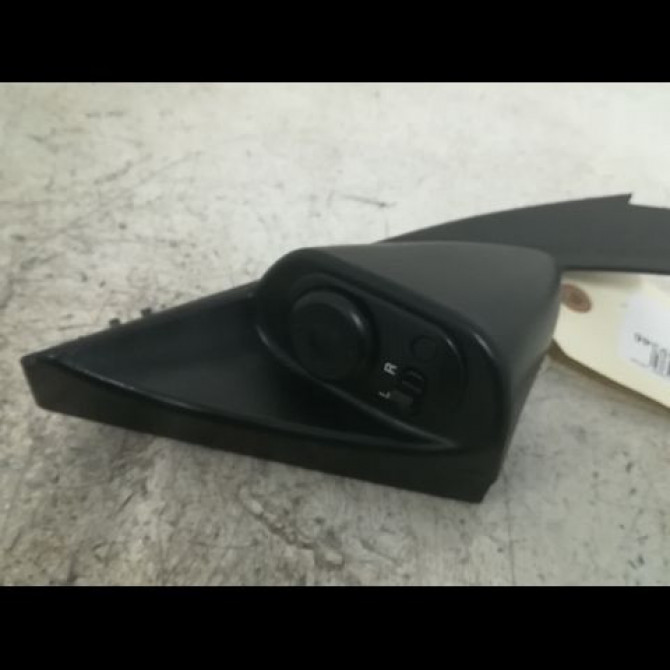 Commande rétroviseurs extérieures électriques occasion CHEVROLET NUBIRA Phase 1 01-2005->09-2009 2.0 TDCI 121ch 96546914 1