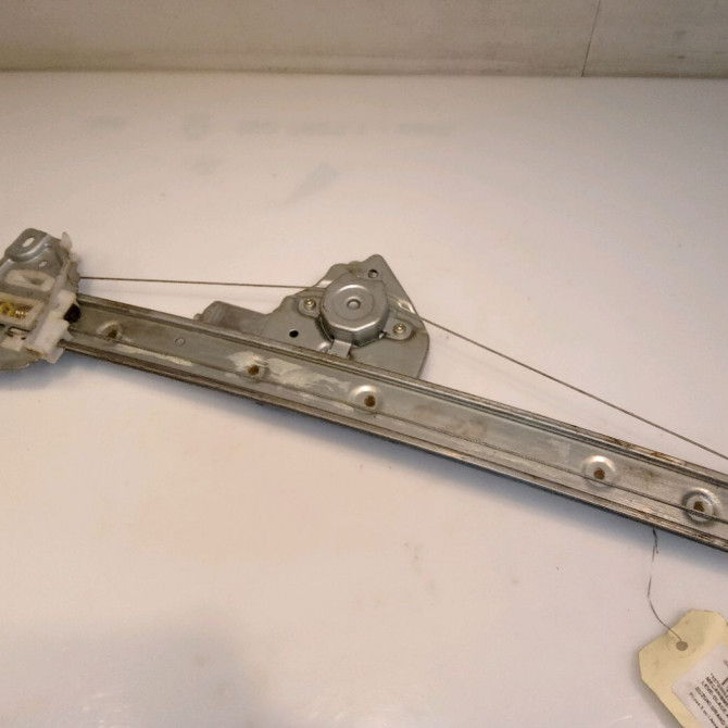 Mecanisme+moteur leve-glace ard occasion SUZUKI GRAND VITARA II Phase 1 04-1995->04-1999 1.9 DDiS 129ch 8350165J01 2