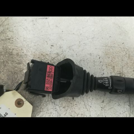 Commande essuie glace occasion CHEVROLET NUBIRA Phase 1 01-2005->09-2009 2.0 TDCI 121ch 96552843