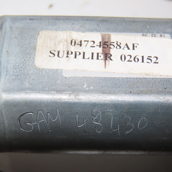 Mecanisme+moteur leve-glace ard occasion CHRYSLER PT CRUISER Phase 1 09-2000->12-2005 2.2 crd 120ch 5067592AB 4