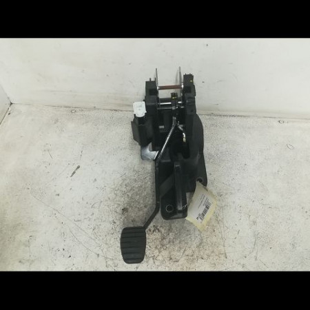 Pedale de frein occasion RENAULT TWINGO III Phase 1 06-2014->... 465014775R
