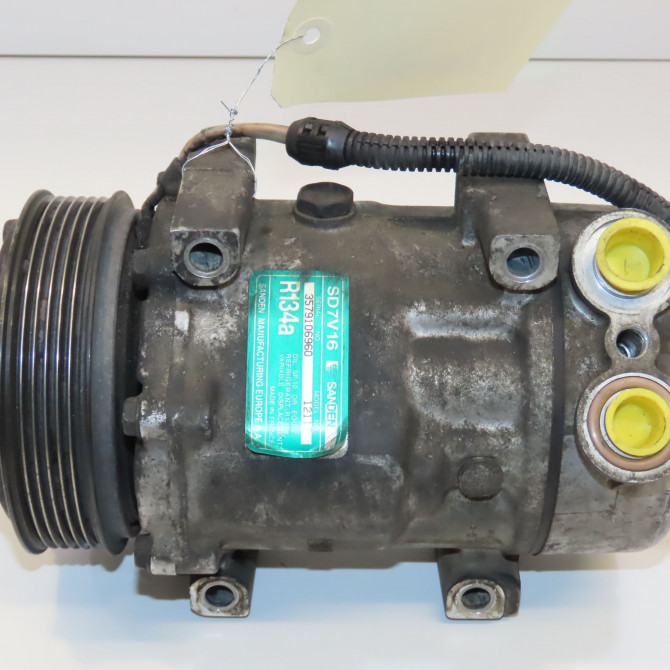 Compresseur air conditionne occasion PEUGEOT 206 Phase 1 09-1998->03-2009 2.0i 16v 6453CL 4