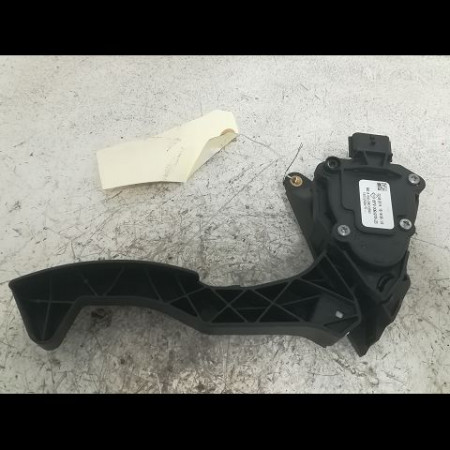Potentiometre accelerateur occasion RENAULT TWINGO III Phase 1 06-2014->...