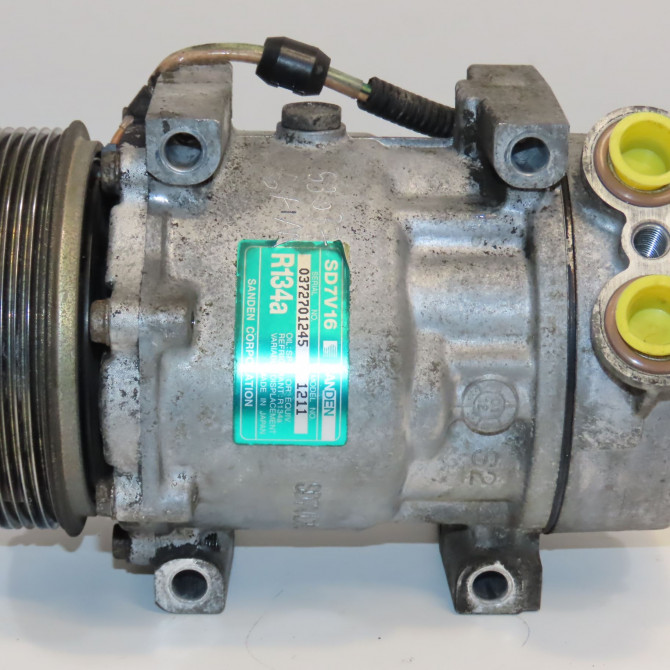 Compresseur air conditionne occasion PEUGEOT 406 Phase 2 04-1999->04-2004 1.8i 16v 6453CL 2