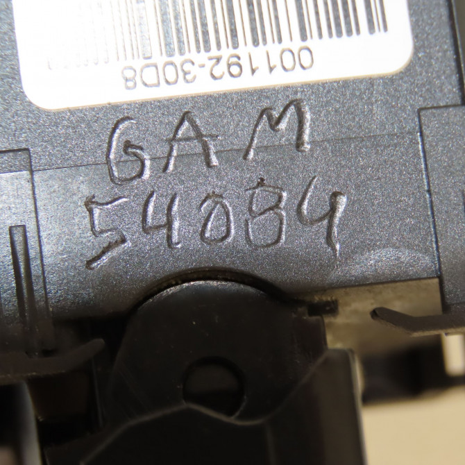 Interrupteur commande de frein a main occasion CITROEN C4 GRAND PICASSO I Phase 1 10-2006->09-2013 1.6 HDI 110ch 4