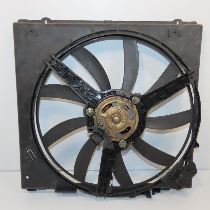 Ventilateur de refroidissement occasion RENAULT TWINGO I Phase 3 08-2000->06-2007 1.2i 7701206548 2
