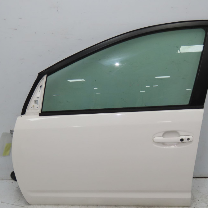 Porte avant gauche occasion TOYOTA PRIUS II Phase 1 03-2004->11-2009 110 Hybride 6700247040 1