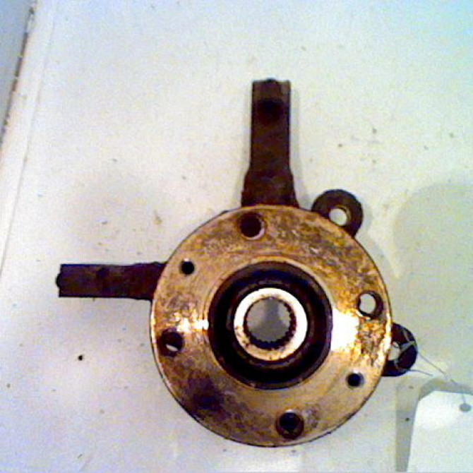 Moyeu avd occasion RENAULT TWINGO II Phase 1 06-2007->11-2011 402101554R 1