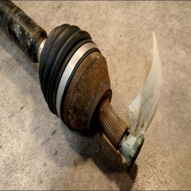 Transmission avant droite occasion SKODA FABIA II Phase 2 COMBI 03-2010->12-2014 6Q0407272EA 2