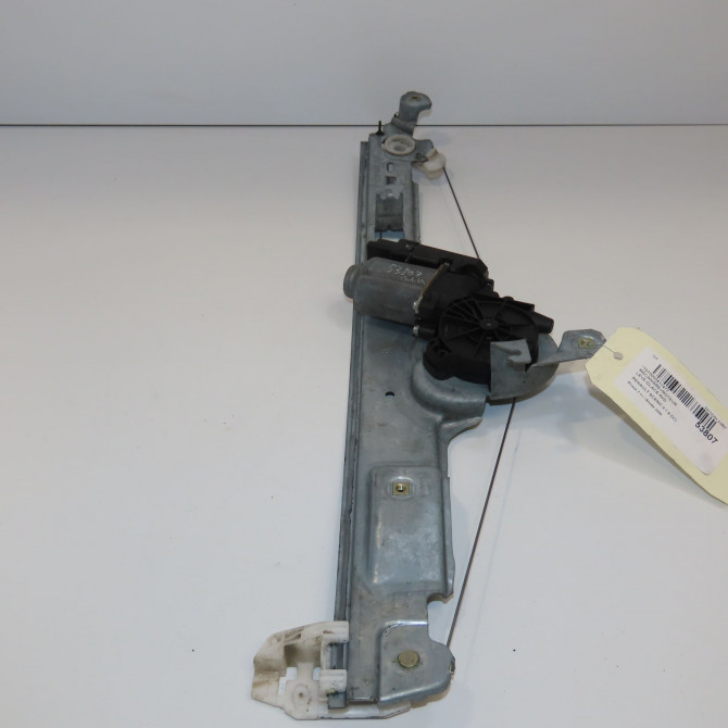 Mecanisme + moteur lève-glace avant droit occasion RENAULT SCENIC II Phase 2 09-2006->04-2009 1.9 DCI 125ch 8201010936 1