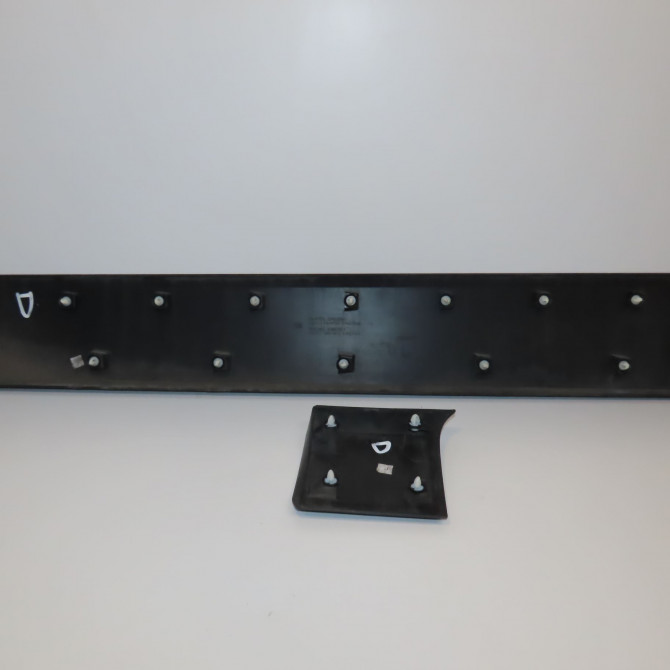 Protection aile ard occasion RENAULT TRAFIC III Phase 1 06-2014->... 1.6 DCI 120ch 2