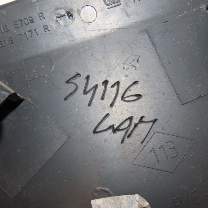 Protection aile ard occasion RENAULT TRAFIC III Phase 1 06-2014->... 1.6 DCI 120ch 4