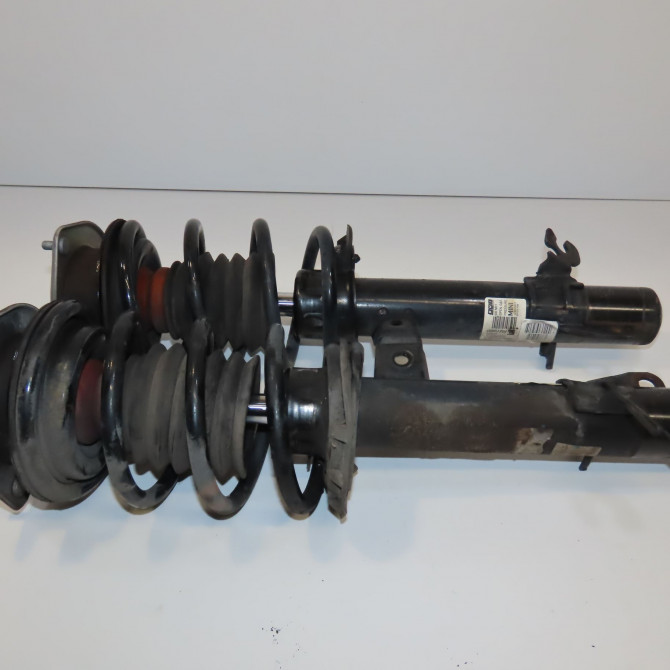 Amortisseur avant droit occasion MINI MINI II phase 2 08-2010->... 1.6 D 112ch 31316782210 1