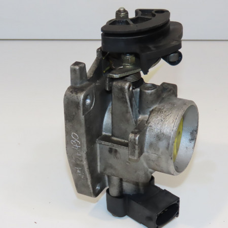 Boitier papillon occasion FORD FIESTA IV Phase 2 09-1999->09-2002 1.3i 1126971