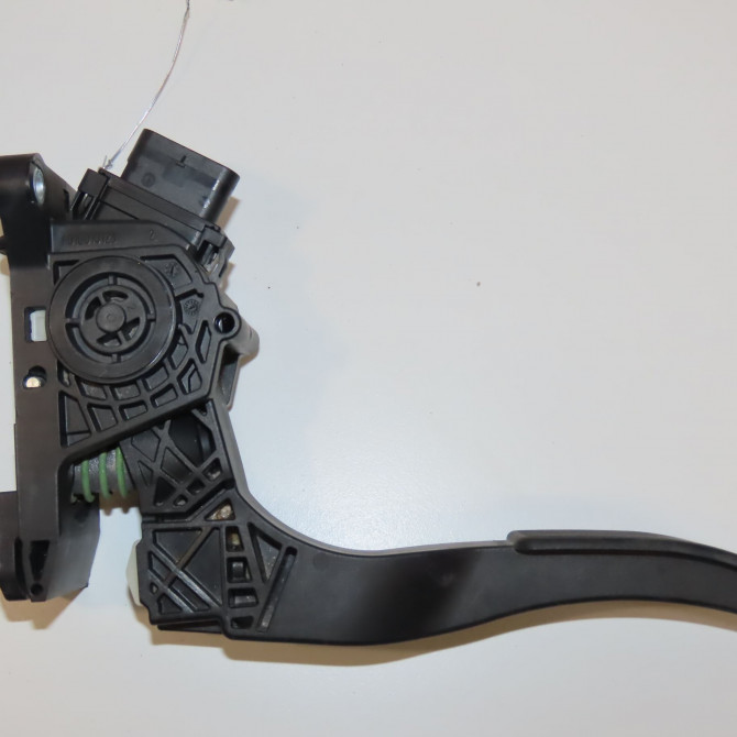 Pedale accelerateur occasion MERCEDES SPRINTER II 4