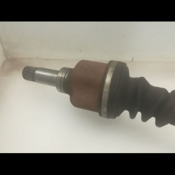 Transmission avant gauche occasion PEUGEOT 206 + Phase 1 03-2009->05-2013 1.4i 75ch 3272XJ 3