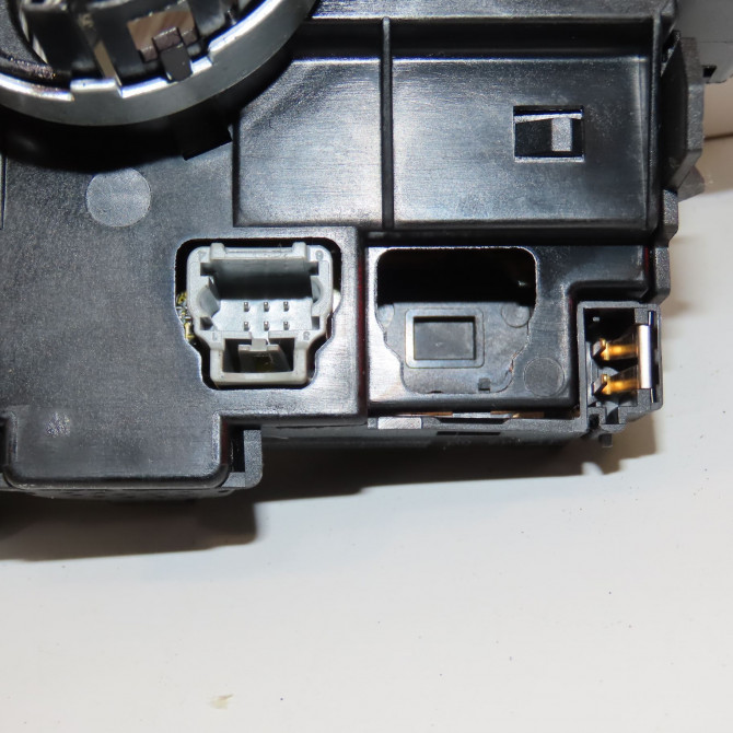 Bloc commodos occasion CITROEN C2 Phase 1 09-2003->10-2008 1.4 HDi 6239ZX 4