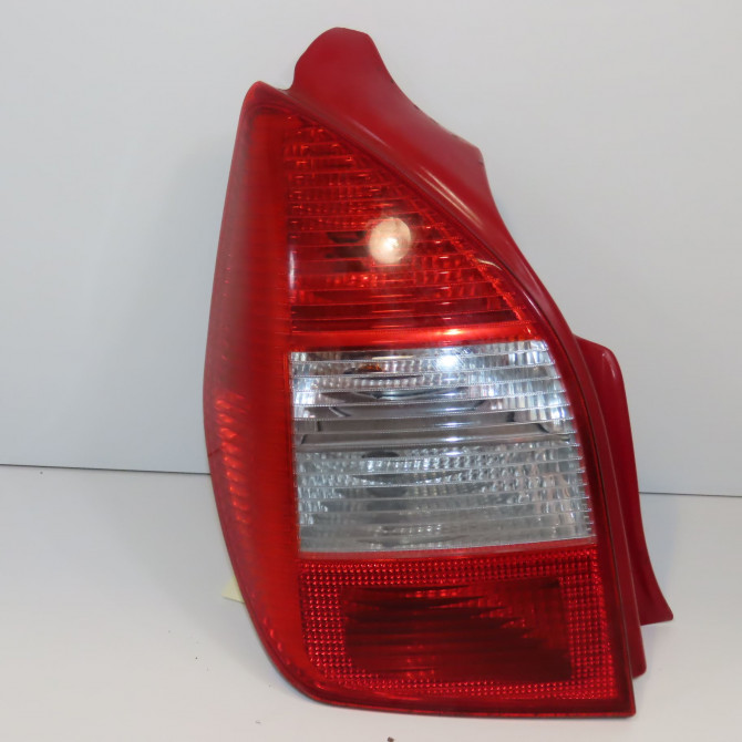 Feu arrière gauche occasion CITROEN C2 Phase 1 09-2003->10-2008 1.4i 6350Y0 1