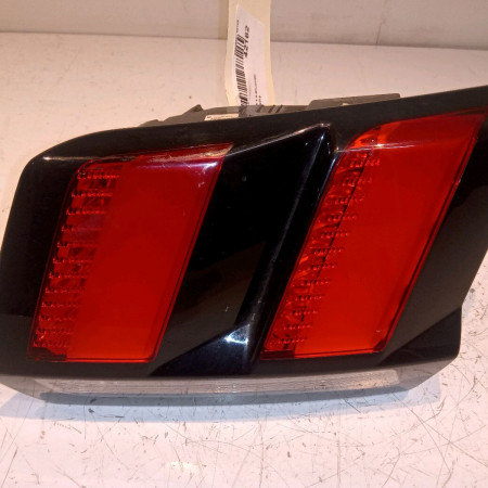 Feu arrière intérieur droit occasion PEUGEOT 3008 II Phase 1 04-1995->04-1999 1.5 BlueHDI 130ch 9810477780