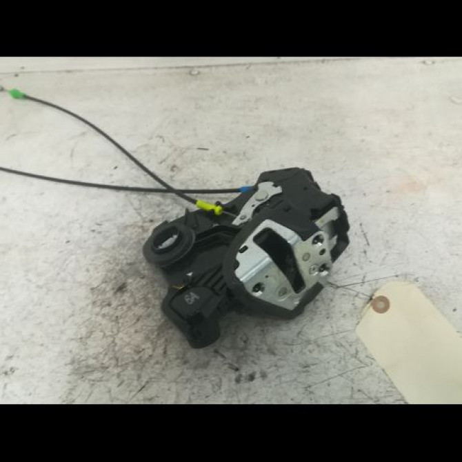 Serrure porte avg occasion TOYOTA AURIS II Phase 2 06-2015->... 1.8i 136ch 6904002211 1