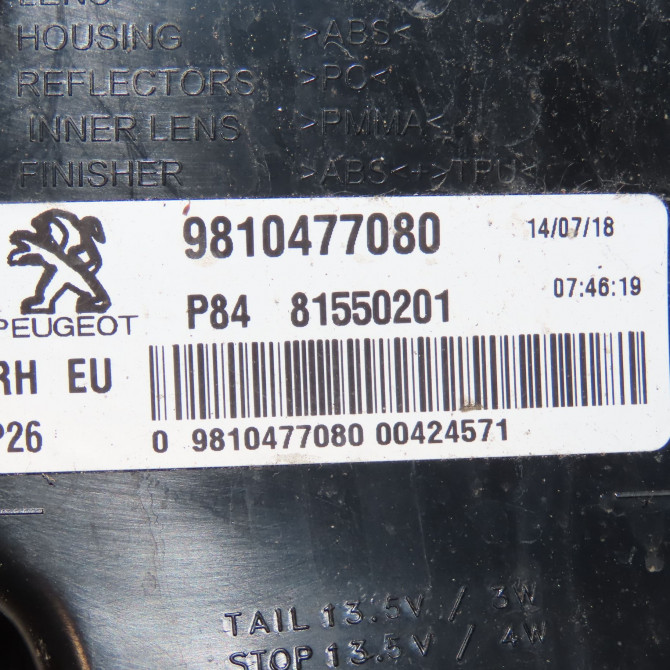 Feu arrière droit occasion PEUGEOT 3008 II Phase 1 04-1995->04-1999 1.2i 130ch 9810477080 4