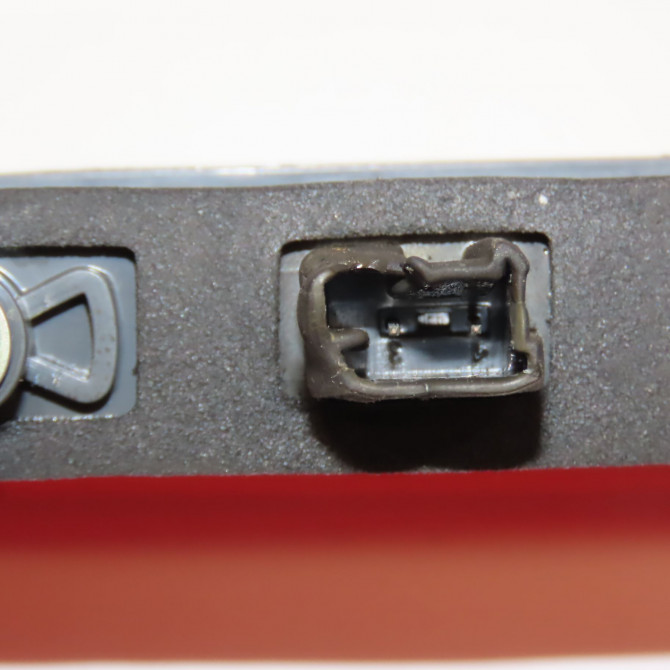 Feux stop supplementaire occasion PEUGEOT 3008 II Phase 1 04-1995->04-1999 1.2i 130ch 9811951080 3