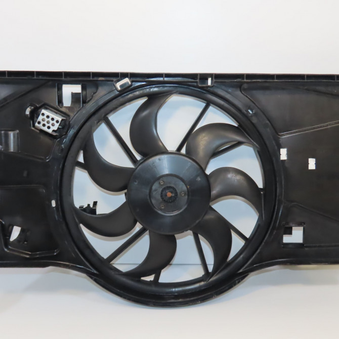 Ventilateur de refroidissement occasion RENAULT LAGUNA III Phase 1 ESTATE 10-2007->10-2010 1.5 DCI 110ch 214818947R 1