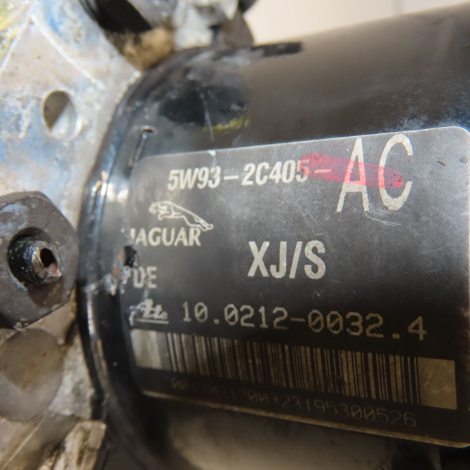 Unité hydraulique ABS occasion JAGUAR XJ III C2C35614 6