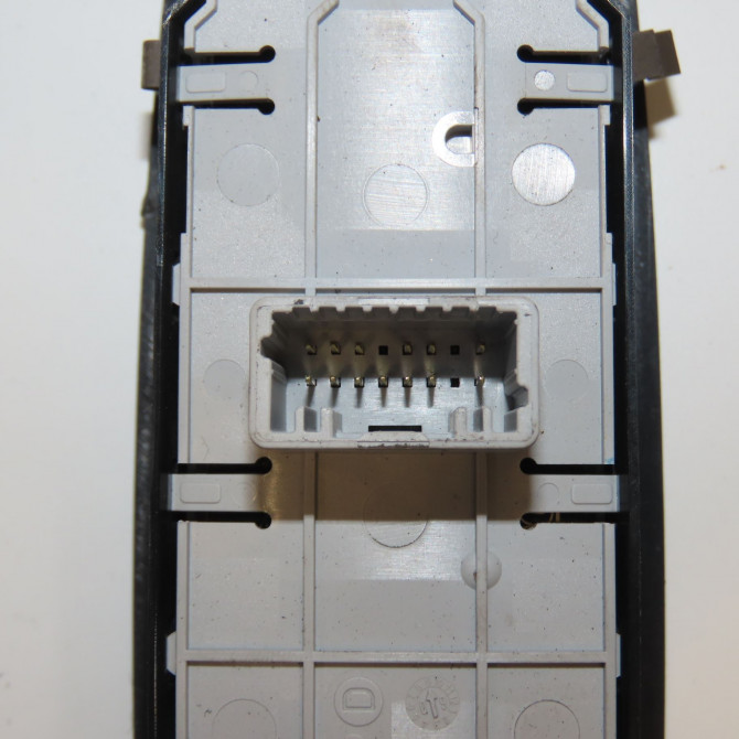 Commande lève-glace porte avant gauche occasion RENAULT LAGUNA III Phase 1 ESTATE 10-2007->10-2010 1.5 DCI 110ch 809610006R 3