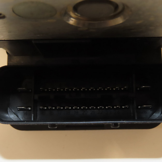 Unité hydraulique ABS occasion RENAULT LAGUNA III Phase 1 ESTATE 10-2007->10-2010 1.5 DCI 110ch 476603724R 5